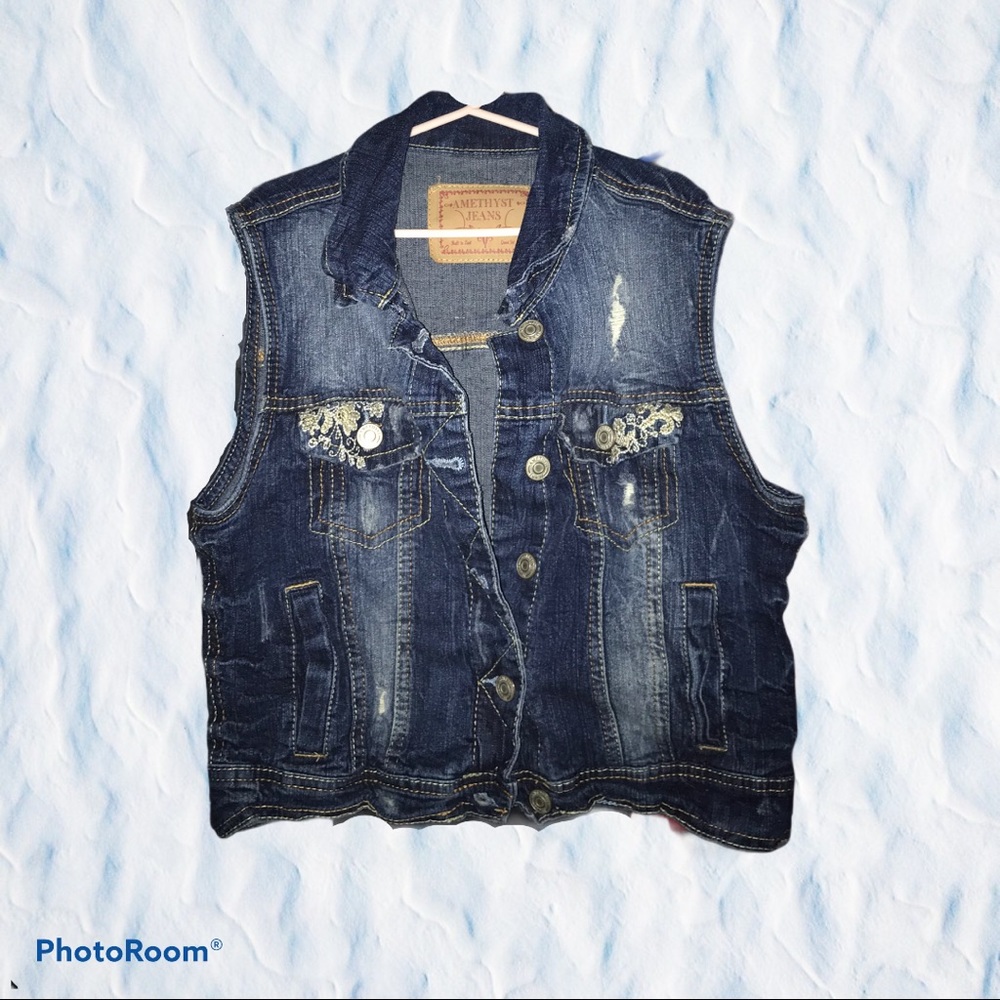 Amethyst Jeans distressed denim vest